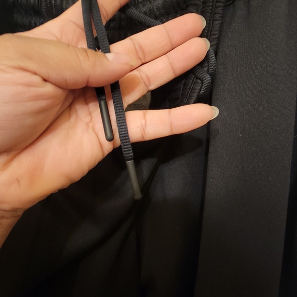 Adidas pants - Picture 10 of 11